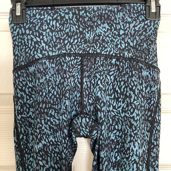 Lulu Lemon leggings - Picture 5 of 5
